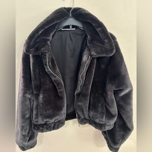 No Boundaries Women's Faux Fur Jacket - black nwot